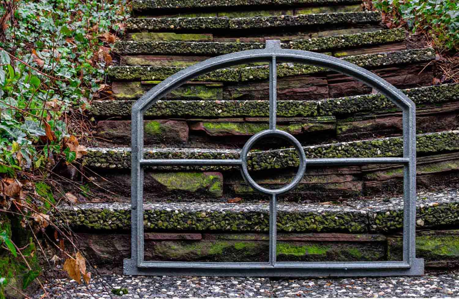 Fenster grau Stallfenster Eisenfenster Scheunenfenster Eisen 66cm Antik-Stil (w)