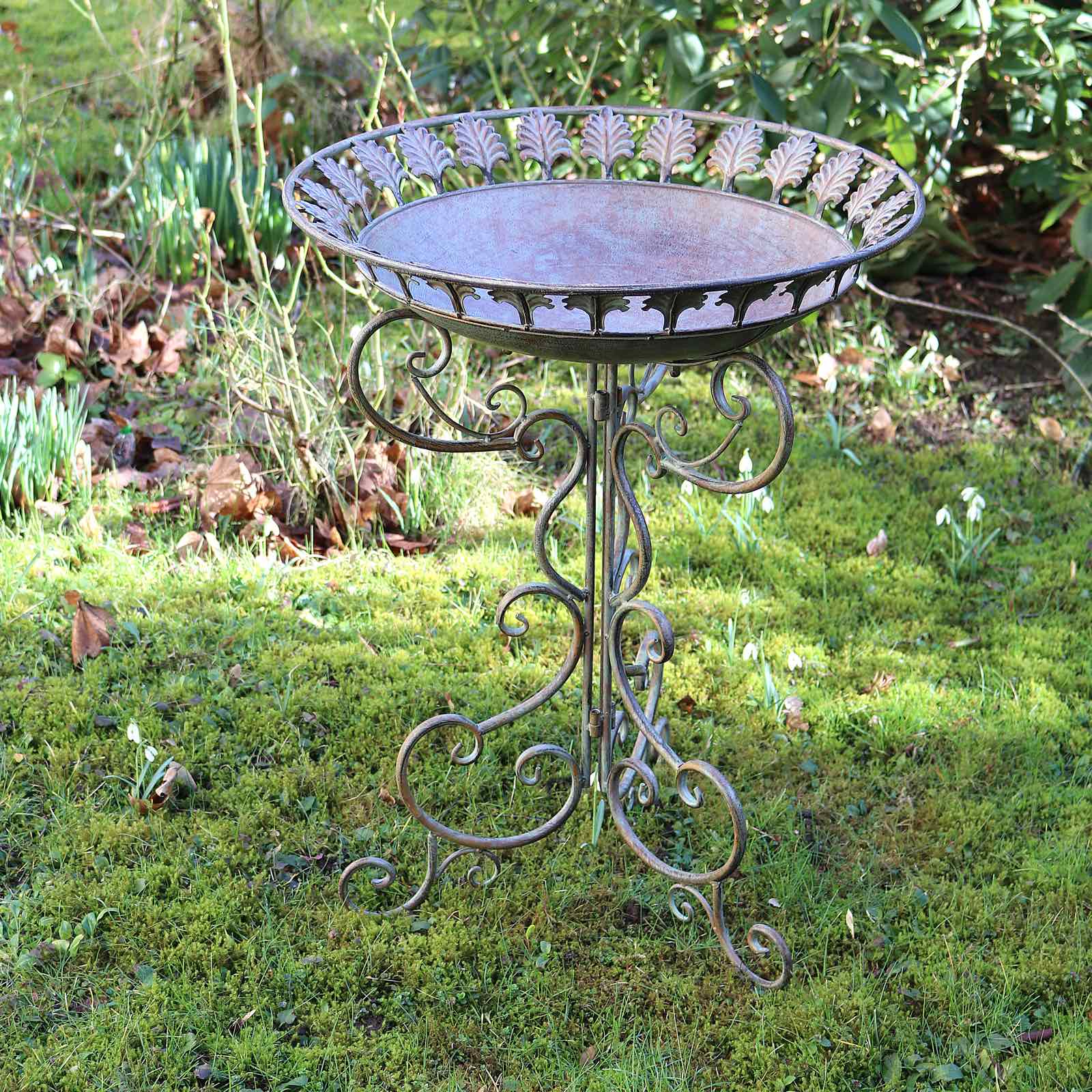 Vogeltränke Vogelbad Garten Vogelbecken Tränke Vogel Metall 68cm Antik-Stil