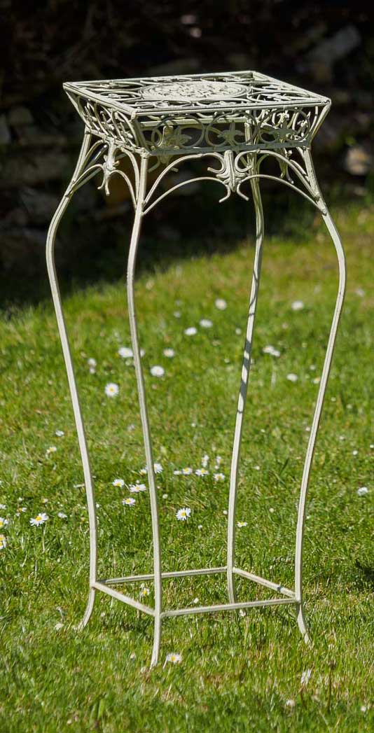 Blumenhocker 55cm Blumentisch Blumenständer Garten creme weiss Eisen Blumensäule