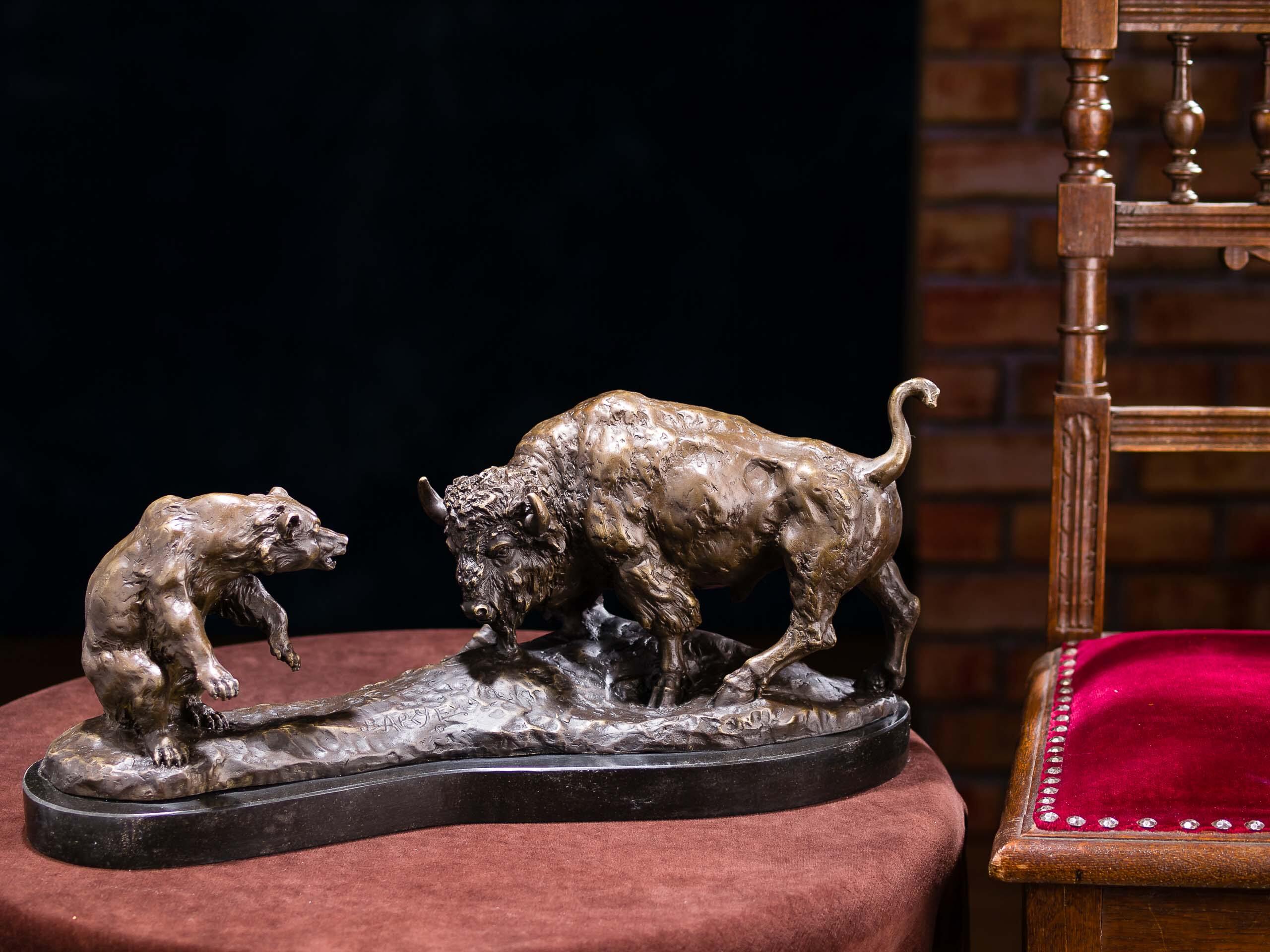 Bronze Bär und Stier 50cm Bronzefigur Bronzeskulptur antik Stil sculpture bear