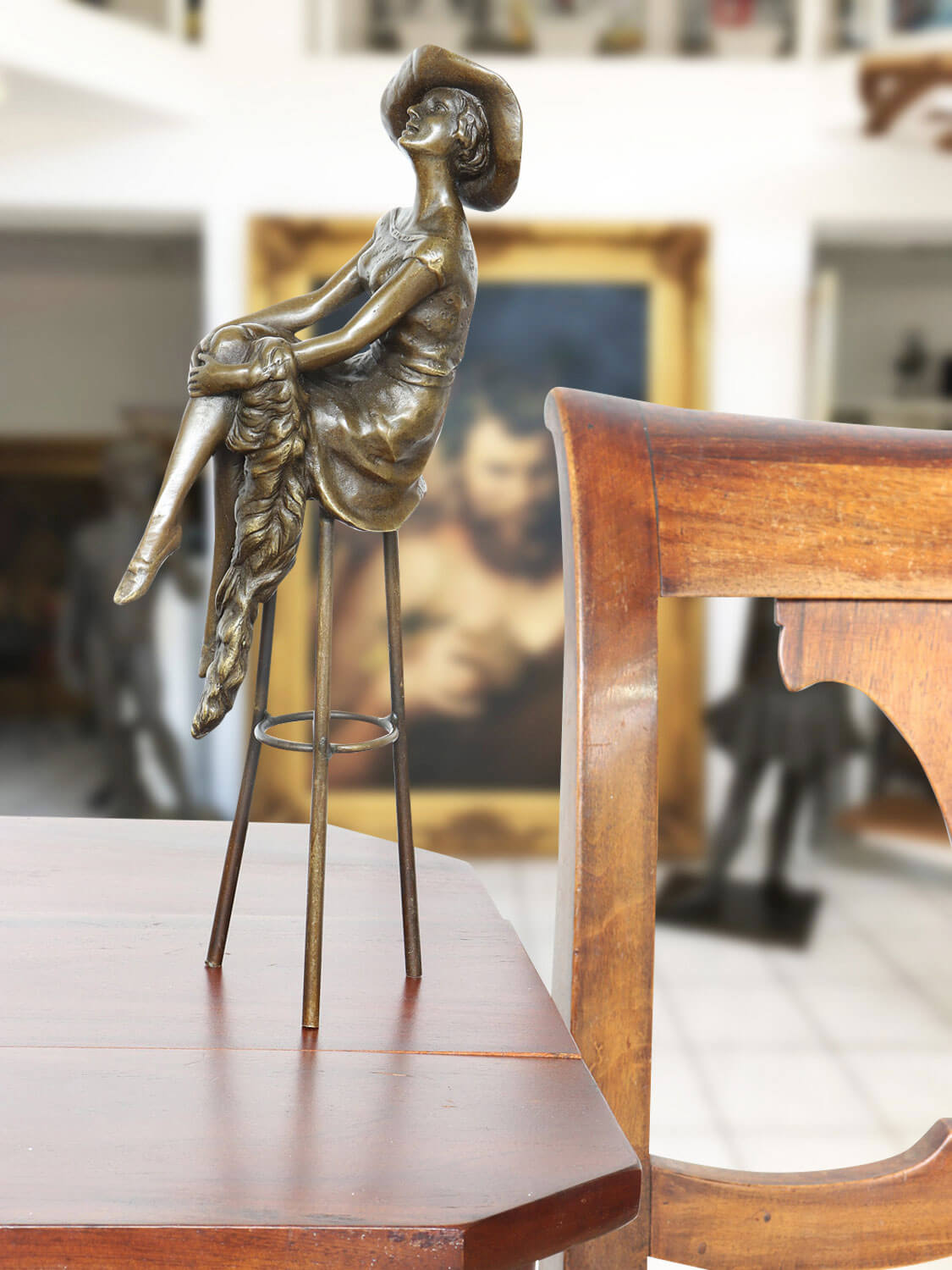 Bronzeskulptur Bronze Figur Frau auf Barhocker nach Chiparus Antik-Stil Replik