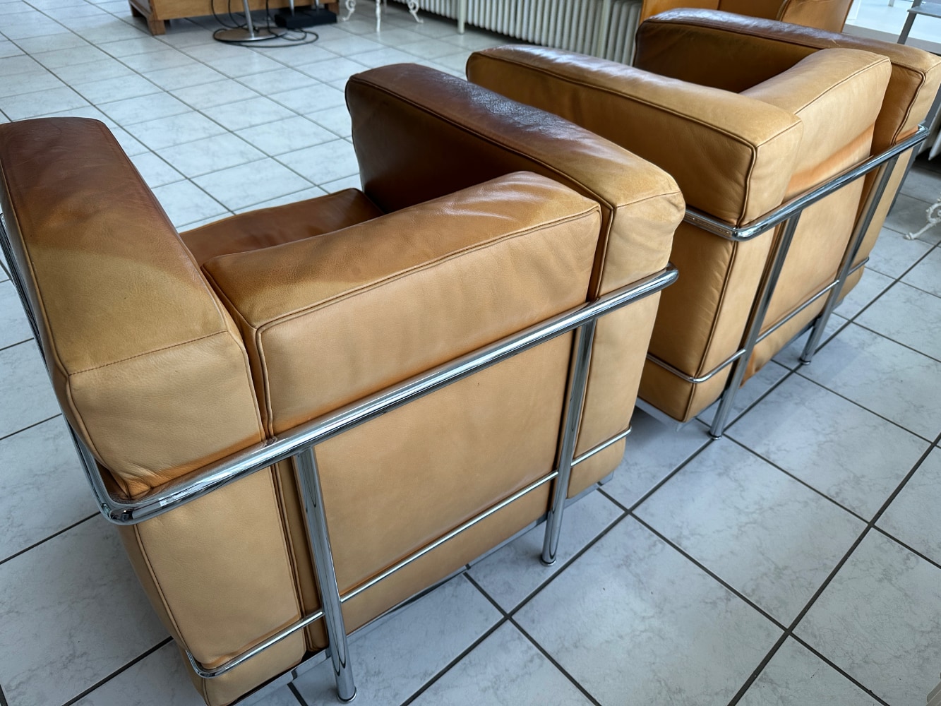 Sessel, Leder, Beige, Chromer Rahmen, Kombinationstisch