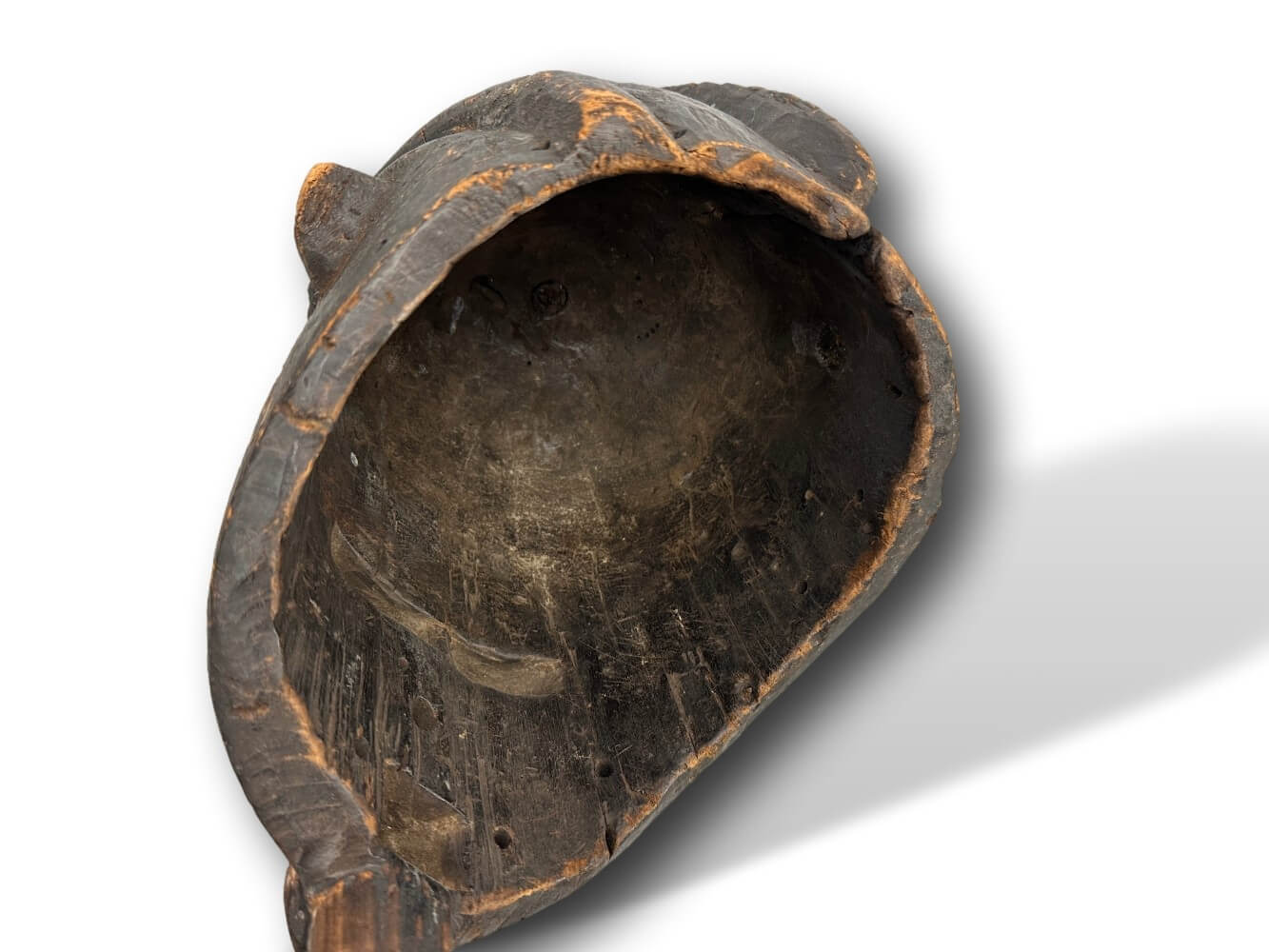 Holzschüssel, handgemacht, dunkelbraun, gehauen, Innenbereich Schüssel