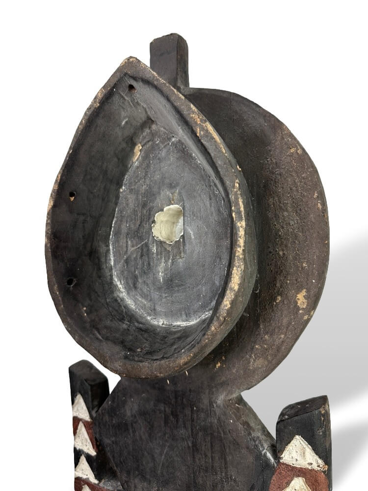 Holzskulptur, Schnitzerei, Maskenform, ethnisches Motiv, dunkles Holz