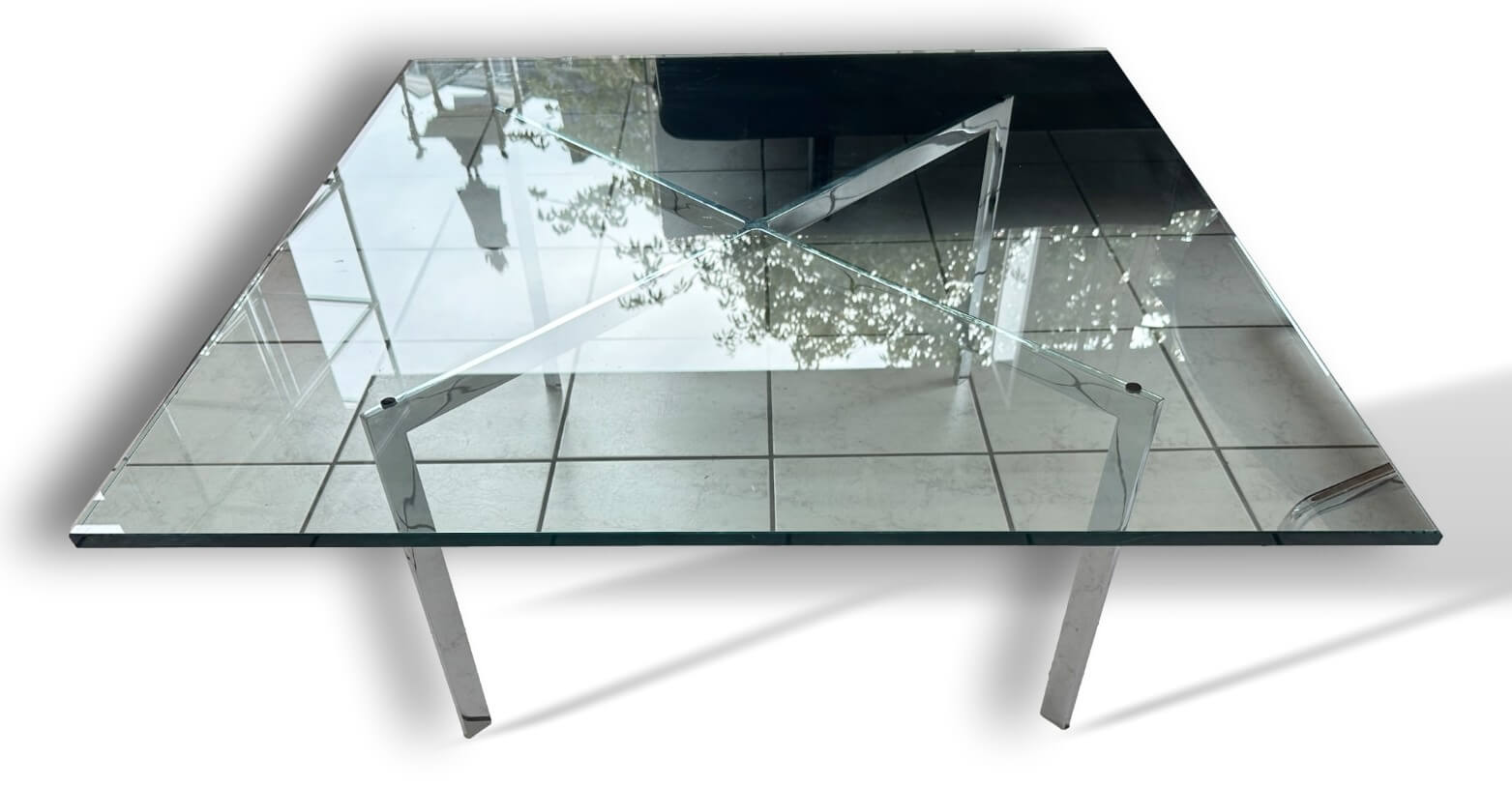 Glas-Tisch, Spiegelplatte, Metallbeine, geometrischer Tisch, klarer Tisch