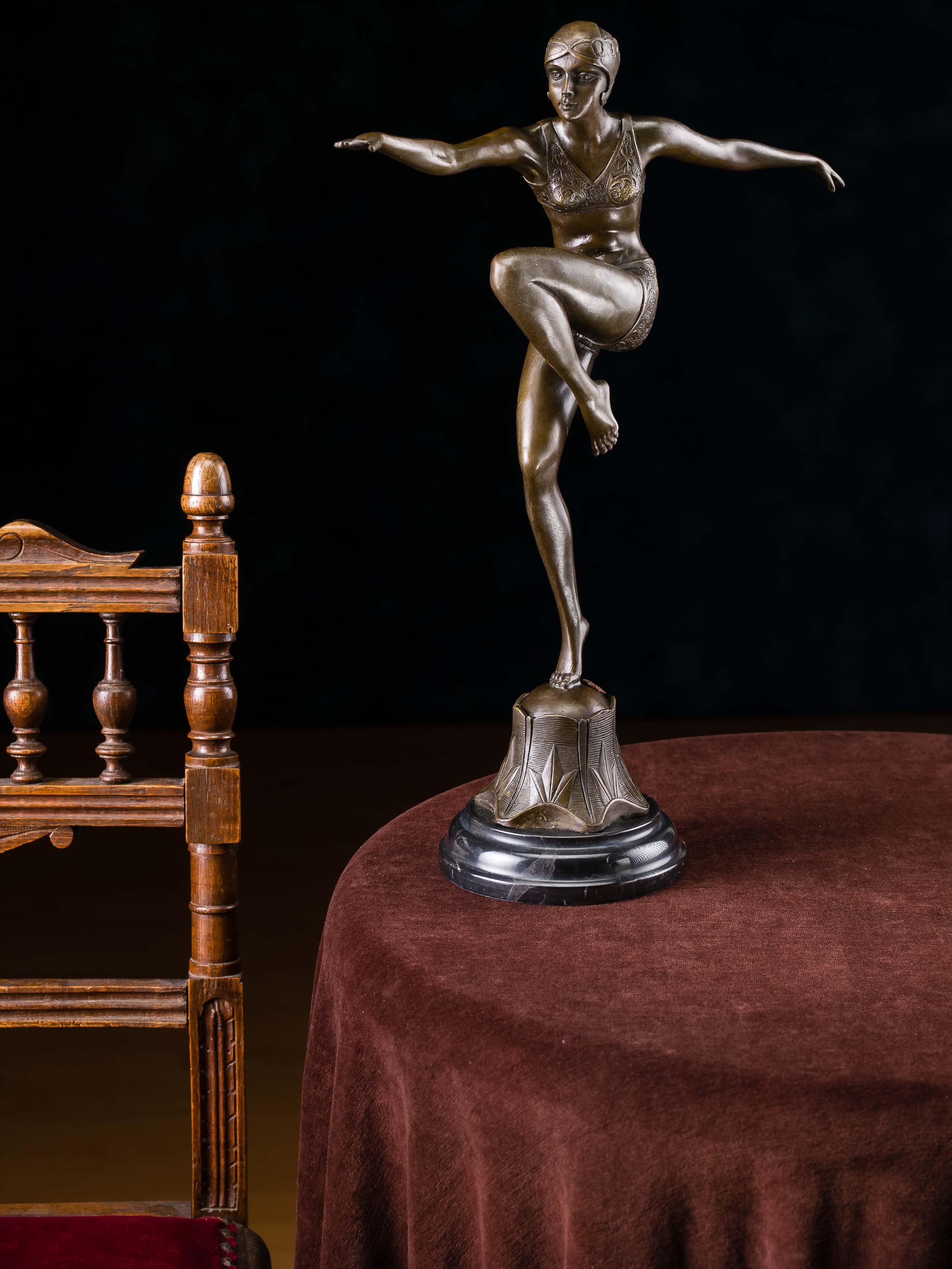 Bronzefigur Tänzerin Con Brio nach Ferdinant Preiss Bronze Art Deko antik Stil