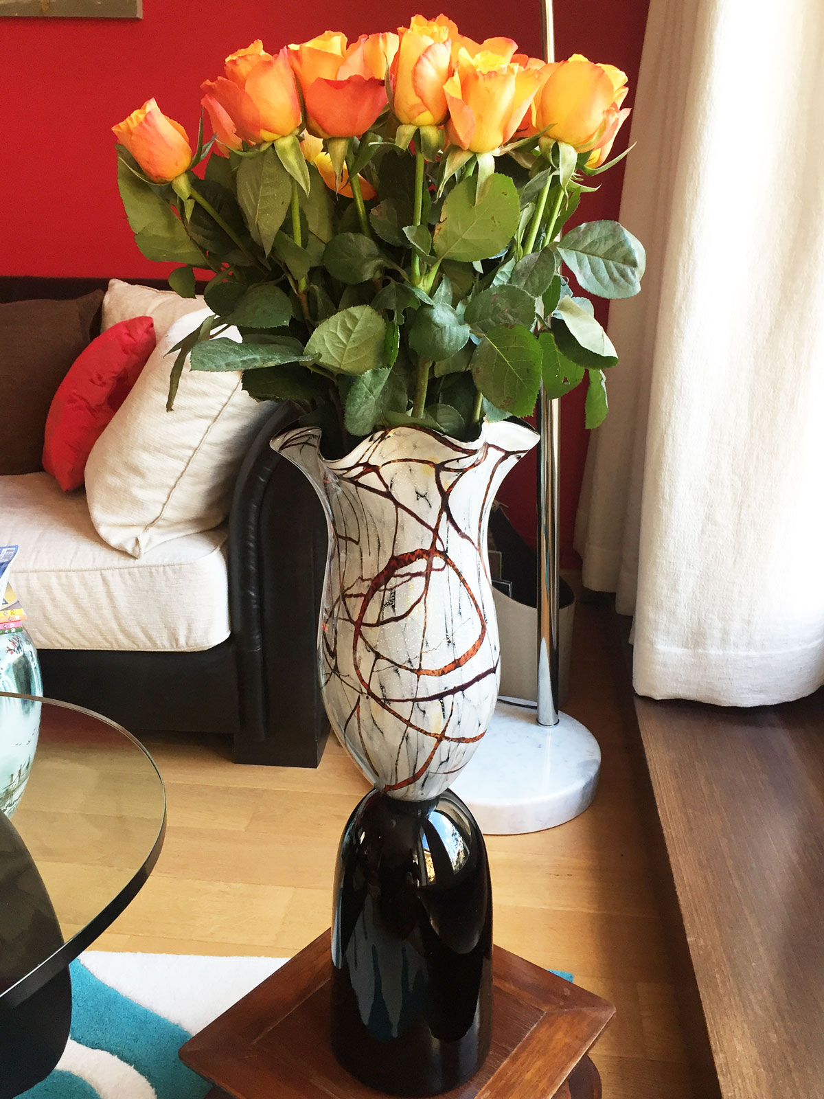 Lieber Alain, herzlichen Dank für das tolle Foto unserer Vase in Deinem Zuhause. ❤️ Herzlichen Dank das Du uns daran teilhaben lässt. Liebe Grüße senden die Kreiner Brüder